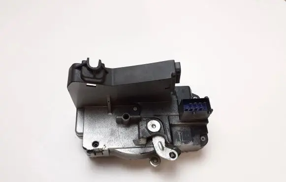 Renault Trafic II (X83) Front door lock 8200008246 91166237