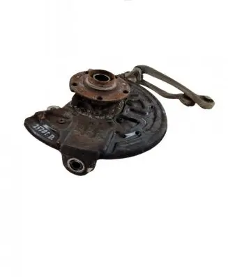 Audi A6 S6 C5 4B Front wheel hub