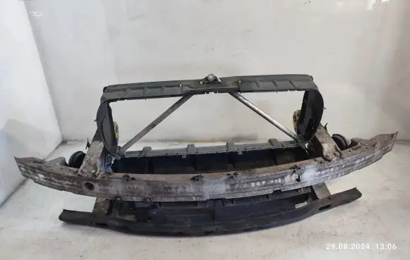 Radiator trim