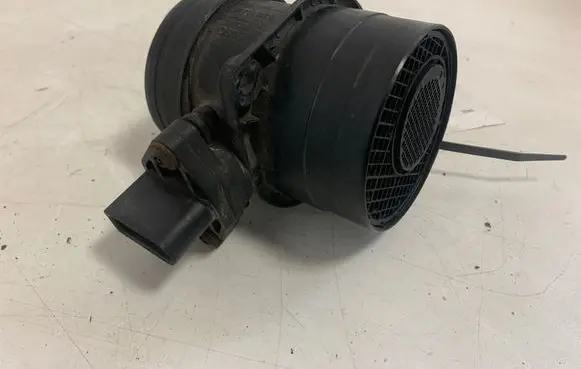 Audi A6 S6 C6 4F Mass air flow meter 074906461B 0281002461