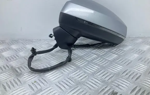 Audi A3 S3 8V Front door electric wing mirror 