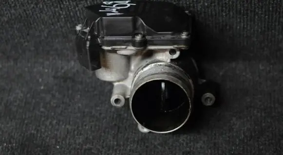 Audi A5 8T 8F Throttle valve 03L128063E