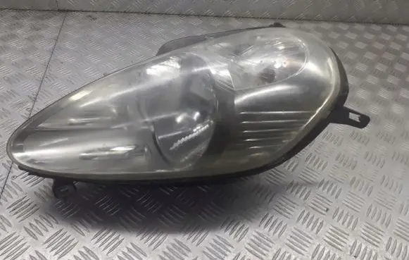 Fiat Grande Punto Headlight/headlamp