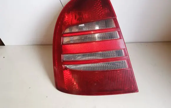 Skoda Superb B5 (3U) Rear/tail lights 3U5945095 3U5945111