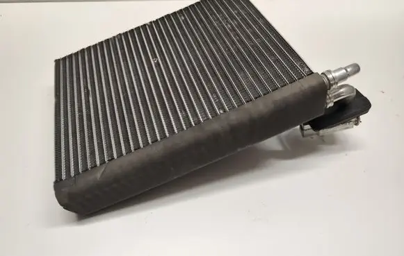 Mercedes-Benz GL X164 Heater blower radiator 668211C