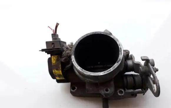Ford Fiesta Throttle valve 95BF98989