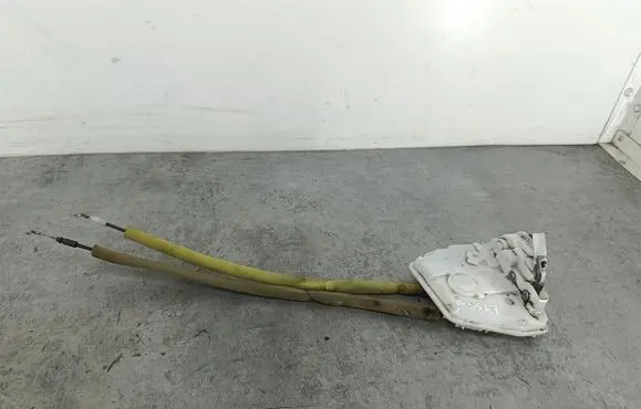 Mazda 2 Rear door lock F97G16L2