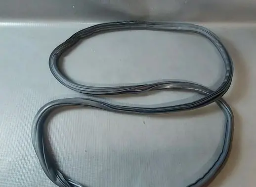 Audi Q5 SQ5 Front door rubber seal 80A831721B