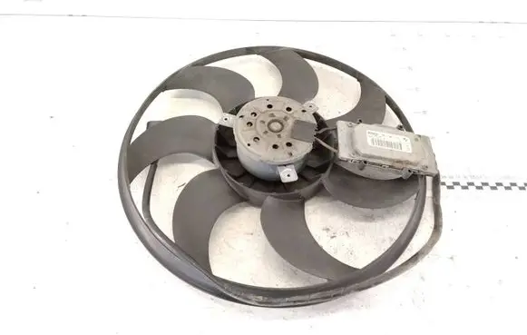 BMW 1 E81 E87 Electric radiator cooling fan 7561711 1137328144