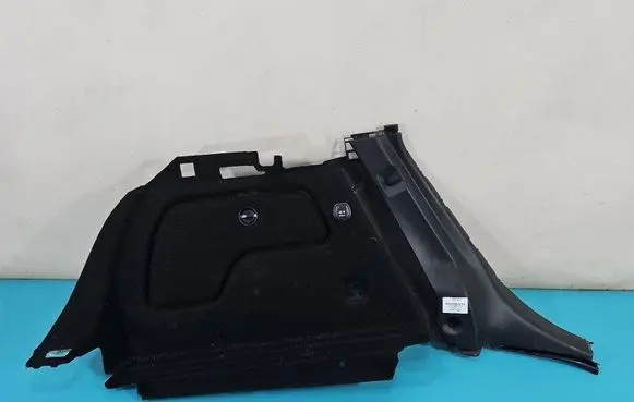 Trunk/boot side trim panel