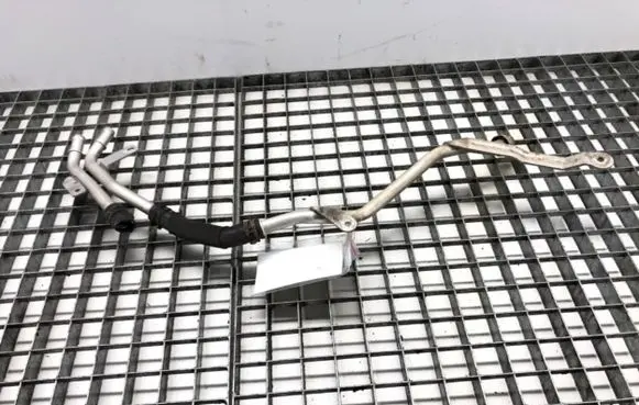 Audi Q7 4M Engine coolant pipe/hose 4M0819377N