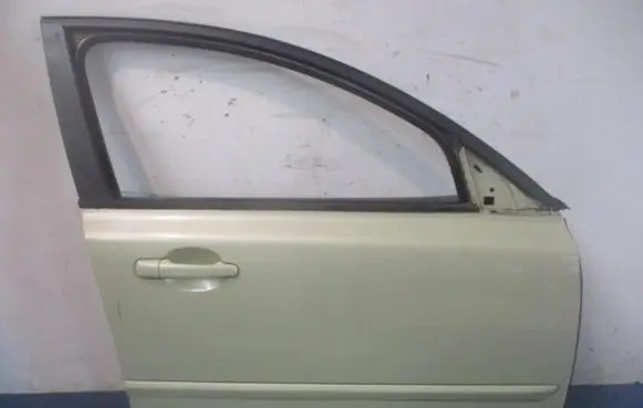 Volvo S40 Front door