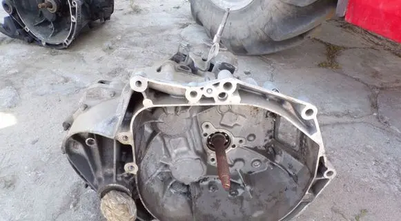 Peugeot RCZ Manual 6 speed gearbox 20EA19