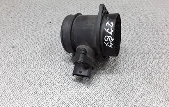 Volvo V70 Mass air flow meter 0280218108 8670112