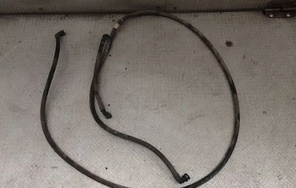 Opel Insignia A Headlight washer hose/pipe 13227354