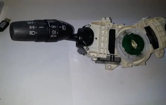 Honda Jazz Wiper turn signal indicator stalk/switch M29843