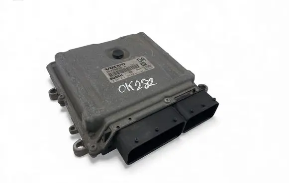 Volvo V70 Engine control unit/module ECU 30729826A 0281012103