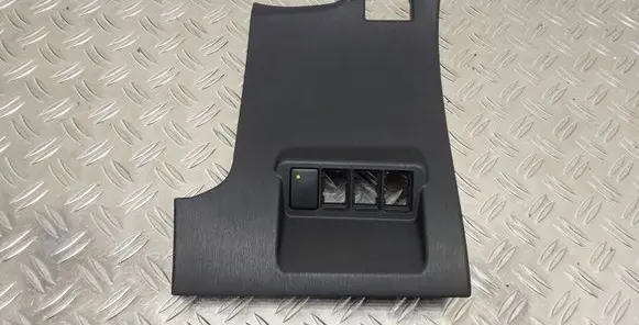 Dashboard lower bottom trim panel