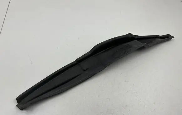Fender foam support/seal