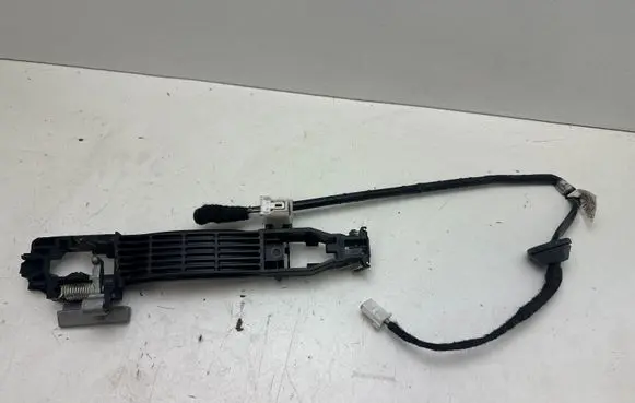 Mazda CX-5 Front door coupe exterior handle/bracket