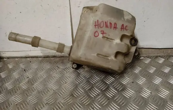 Honda Accord Windshield washer fluid reservoir/tank