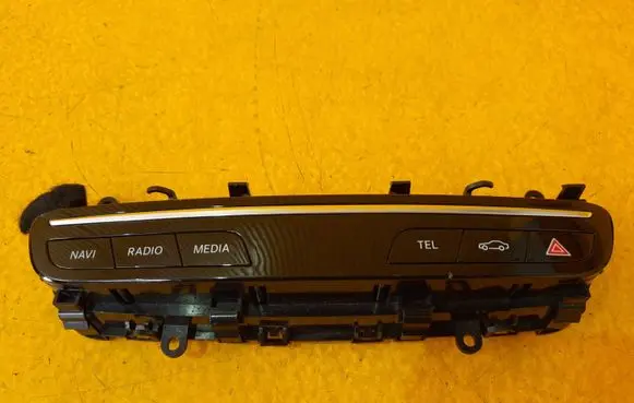 Mercedes-Benz C W205 Central console control unit A2059055811