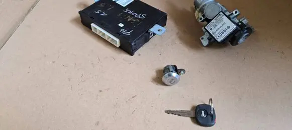 Suzuki Ignis Engine ECU kit and lock set 3392060J10 3392060J1 1122007141