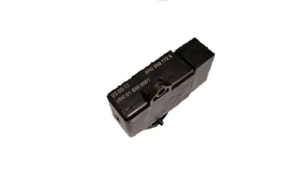 Skoda Fabia Mk2 (5J) Seat heating relay 6R0959772E