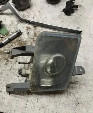 Opel Vectra B Front fog light 90585030 51572