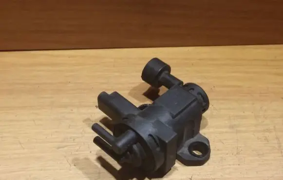 Peugeot 607 Turbo solenoid valve 9628971180