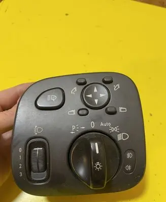 Mercedes-Benz C W203 Light switch A2035451104 2035451104