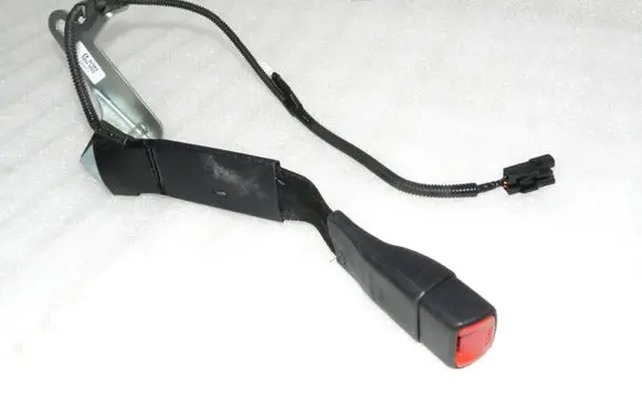 Lexus RX 450H Rear seatbelt buckle 7338048160C0