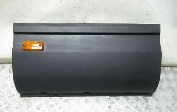 Iveco Daily 35 - 40.10 Rear arch trim 504099720