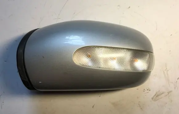 Mercedes-Benz C W203 Front door electric wing mirror 413133417