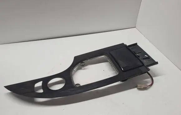 BMW 5 E60 E61 Dashboard glove box trim 7059911