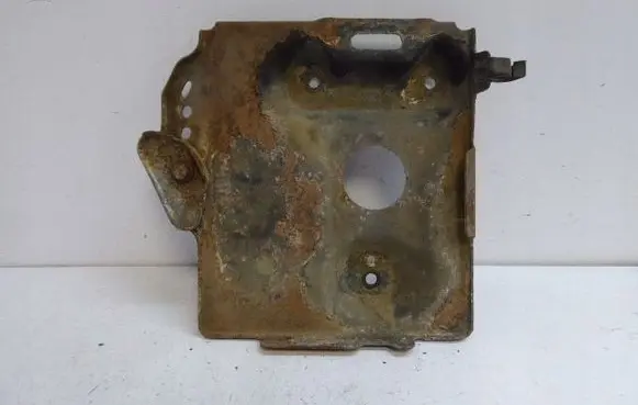 Citroen Saxo Battery box tray 