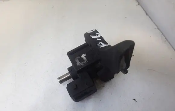 Peugeot 607 Turbo solenoid valve 70058501 12V04T279