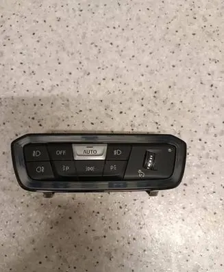 BMW 4 G22 G23 G24 G26 Light switch 5A16B20