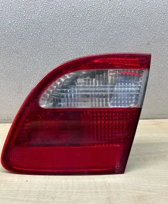 Mercedes-Benz E W211 Tailgate rear/tail lights A2118201464