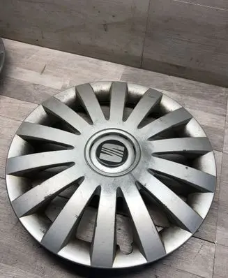 Seat Ibiza III (6L) R14 wheel hub/cap/trim 