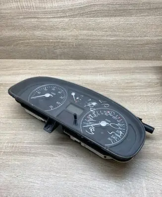Renault Laguna II Speedometer (instrument cluster) 8200218884