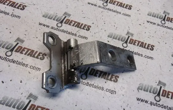 Lexus LS 430 Front door lower hinge 