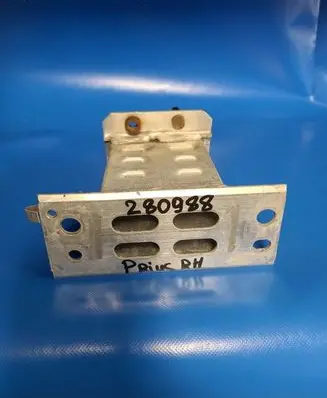 Toyota Prius (XW30) Front bumper cross member 5701347040