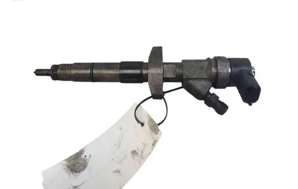 Fuel injector
