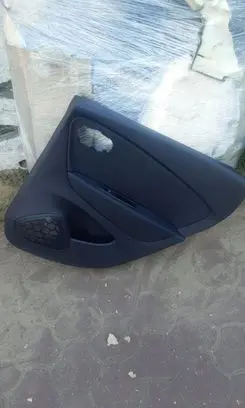 Renault Captur Rear door card panel trim
