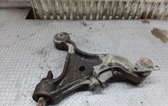 Volvo S60 Front lower control arm/wishbone