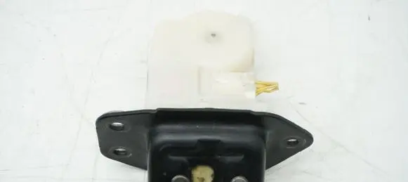 Nissan Note (E11) Tailgate/trunk/boot lock/catch/latch