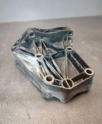 BMW X3 E83 A/C compressor mount bracket 6455779220203