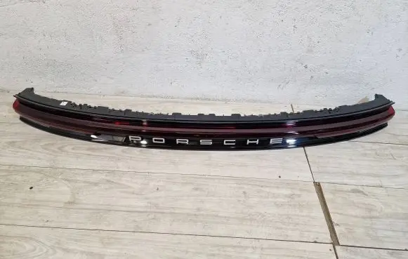 Porsche Cayenne (9Y0 9Y3) Rear/tail lights 9y0945207AT
