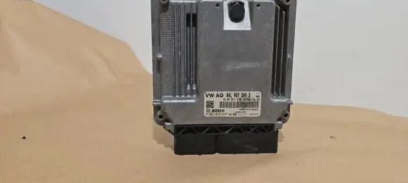 Audi A3 S3 8V Engine control unit/module 04L907309D